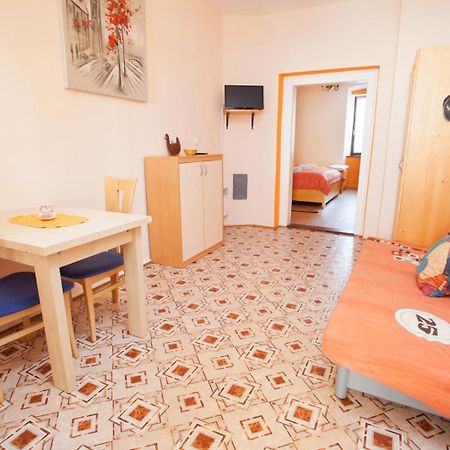 Apartma Na Starem Placu Apartment Idrija Luaran gambar